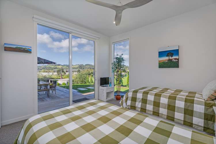 5 Liberty Place Cooks Beach_20