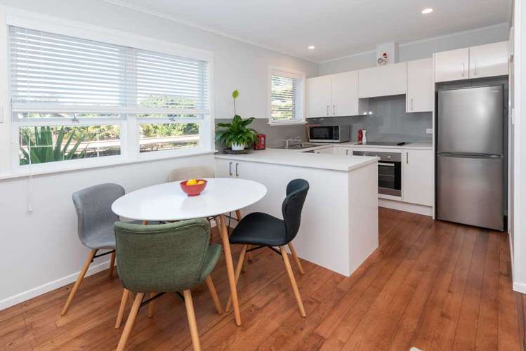 2/14 Waterloo Road Milford_4