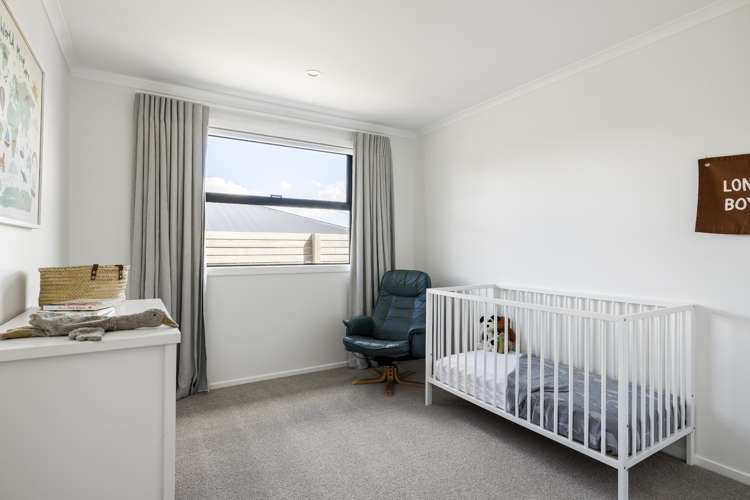 2 Gabriela Close Pyes Pa_13