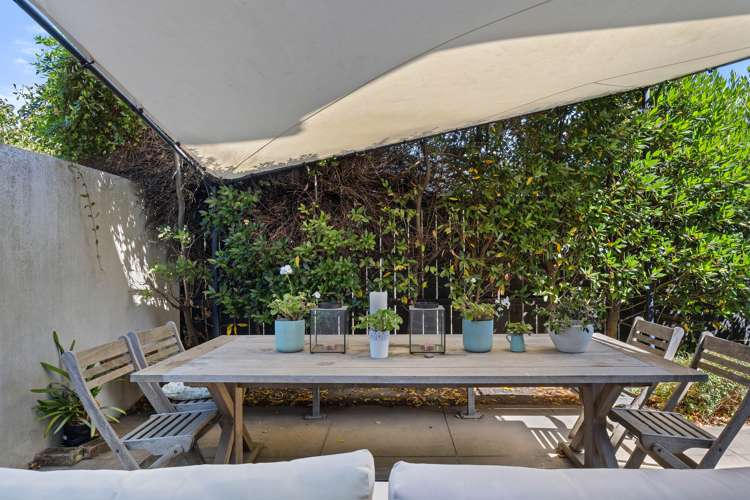 94 Saint Martins Road Saint Martins_5