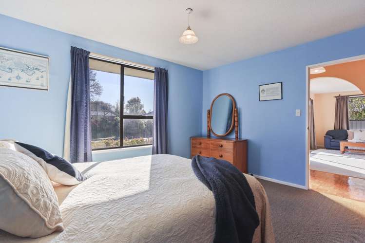 3 Manson Place Russley_19