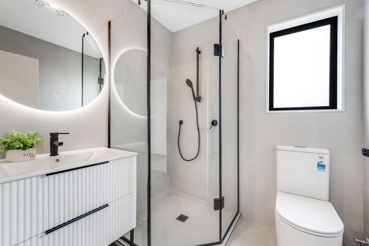 32 Toetoe Street Westgate_18