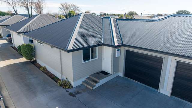 Easy Living Just Minutes From the Beach