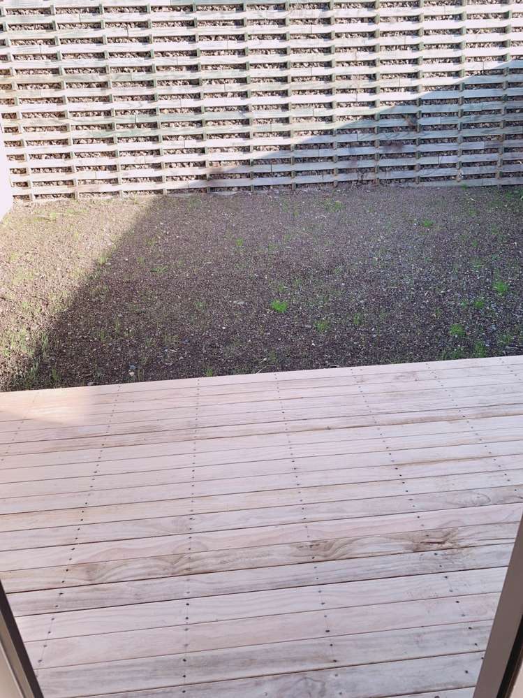 5 Puhakehake Place Flat Bush_14