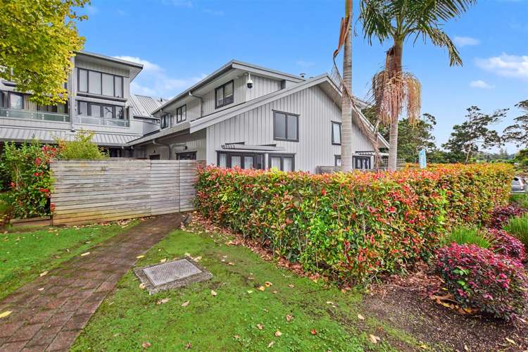 24A/30 Westward Ho Road Glen Eden_13