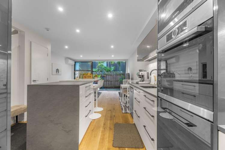 15/6 Waima Street 10031_4
