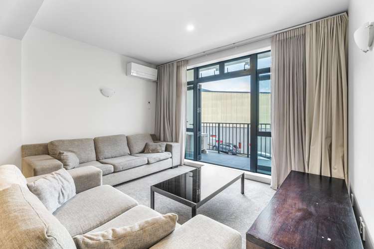 GD/23 Upper Queen Street Auckland Central_2