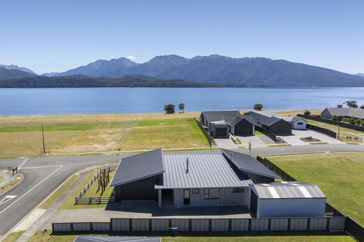 64 Rodeo Drive Te Anau_1