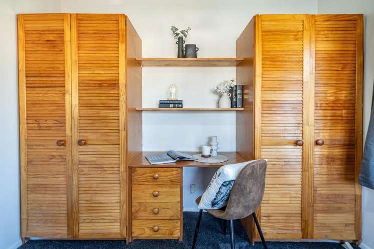 35 Riddlers Crescent Petone_7