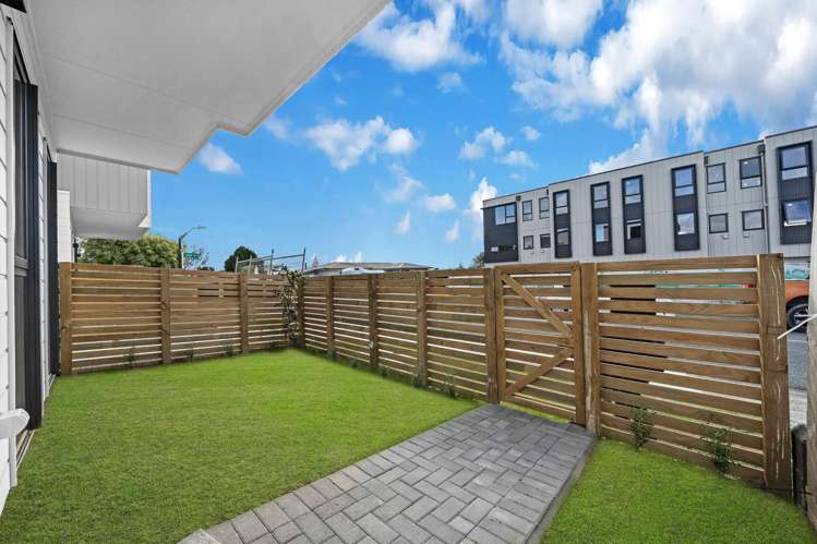 Lot 1-7/14 Montmere Avenue Te Atatu Peninsula_40