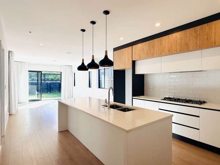 9 Makenu Crescent Orewa_5