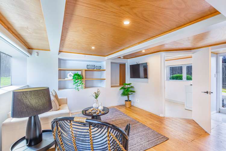 17 Castaing Crescent Te Atatu South_18