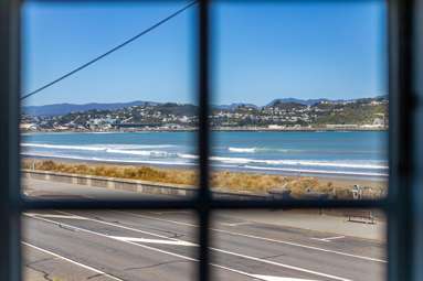 132 Lyall Parade_1
