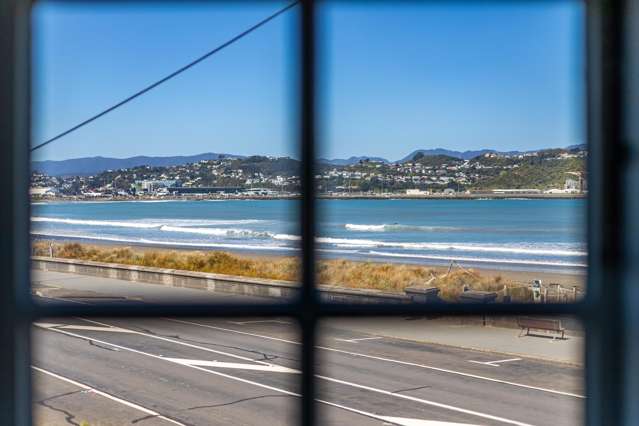 132 Lyall Parade Lyall Bay_2