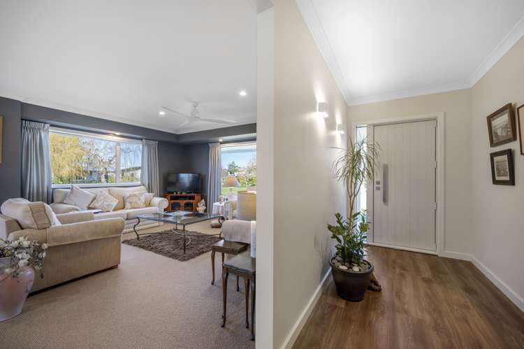 1 Willow Drive Taradale_5