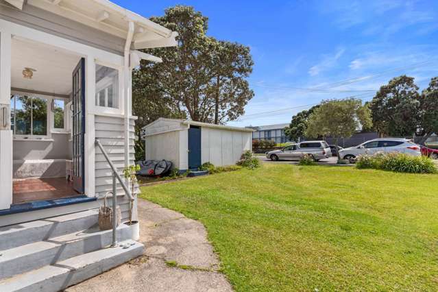 141 Vauxhall Road Narrow Neck_1