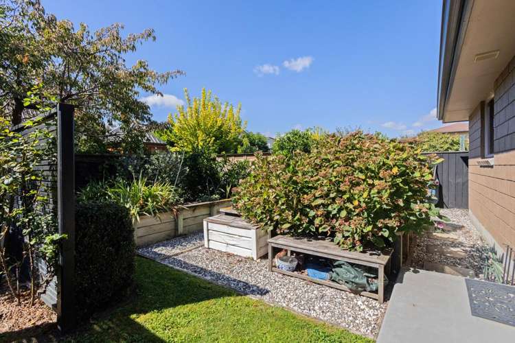 6 Evesham Lane Springlands_34