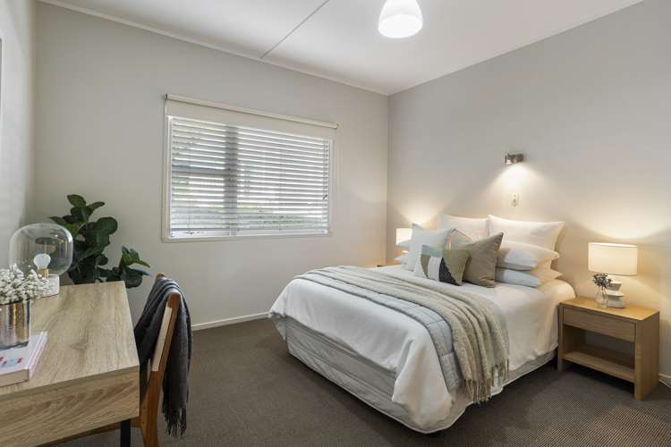 15 Summit Drive Mount Albert_11