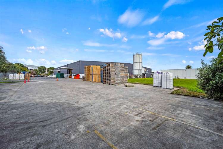 8-10 Vestey Drive Mount Wellington_10