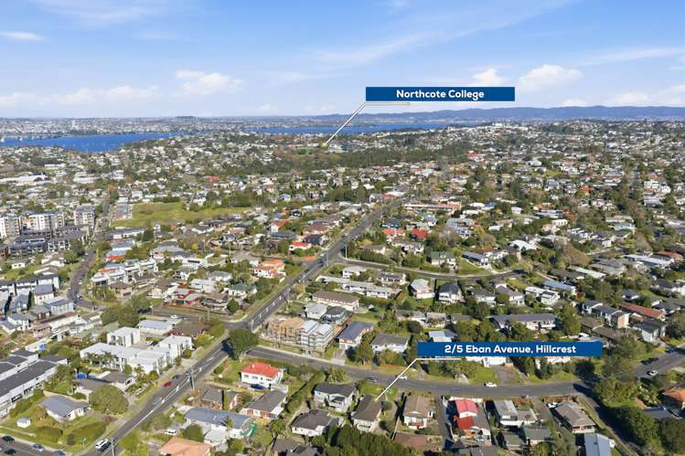 2/5 Eban Avenue Hillcrest_11