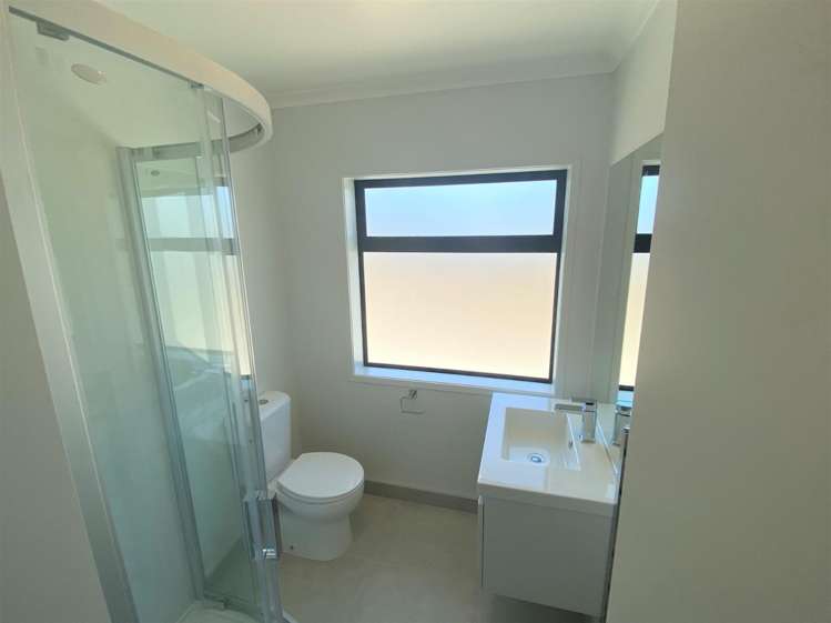 1/14 Ruakiwi Road 500063_4