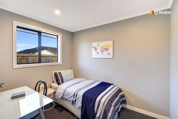 5 Kinloch Place Mosgiel_13