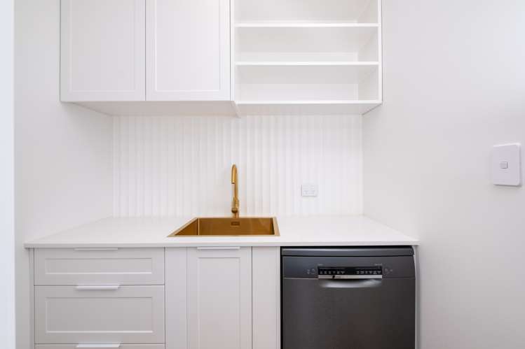 96 Charles Street Westshore_10