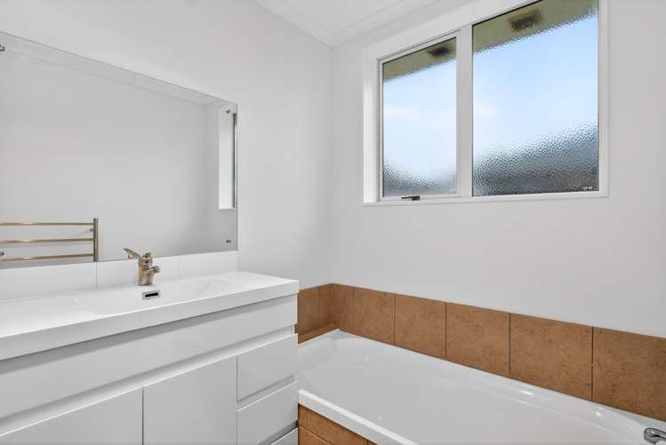 31 Magnolia Drive Waiuku_11