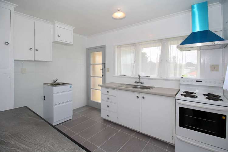 1/122 Lake Road Belmont_6