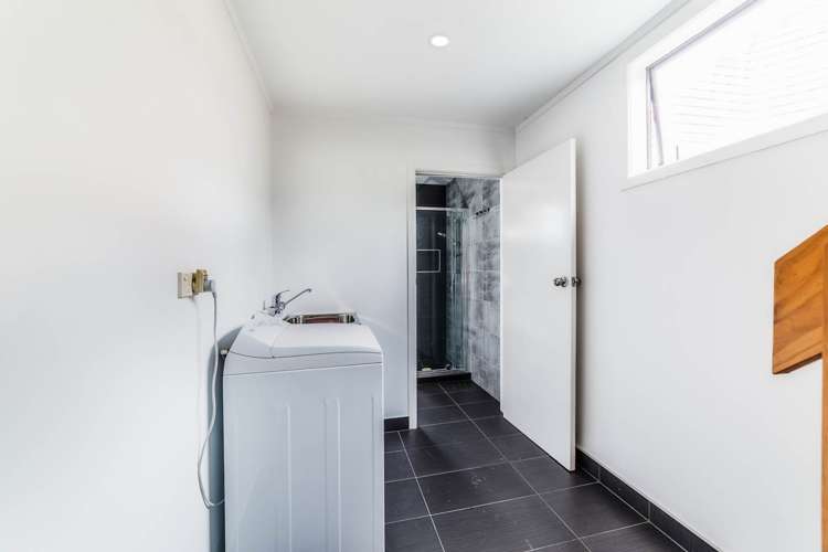 2/455 Glenfield Road Glenfield_16