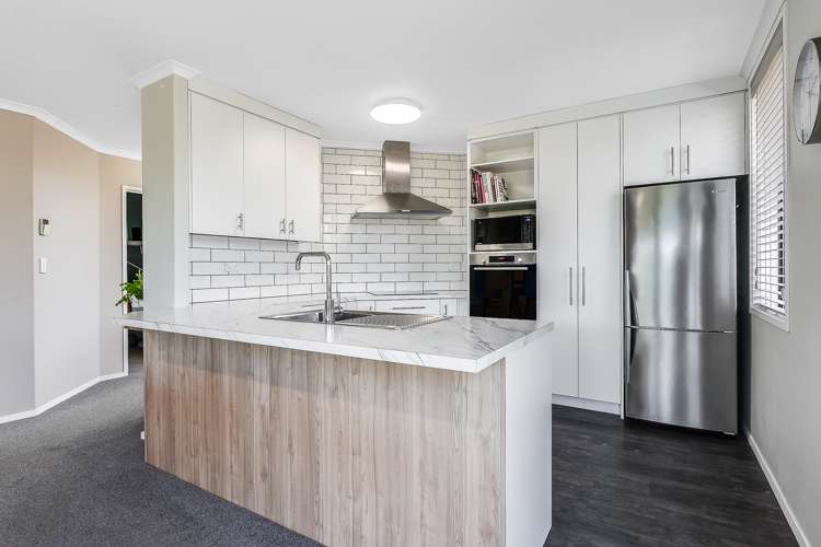 31 Saxon Woods Drive Rototuna North_5