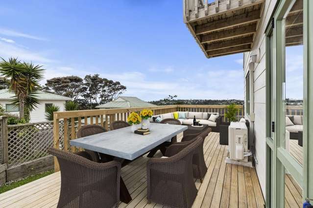 2/100 Manuka Road Bayview_1