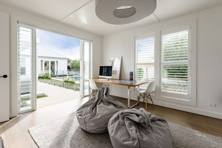 12 Sandpiper Ave Point Wells_17