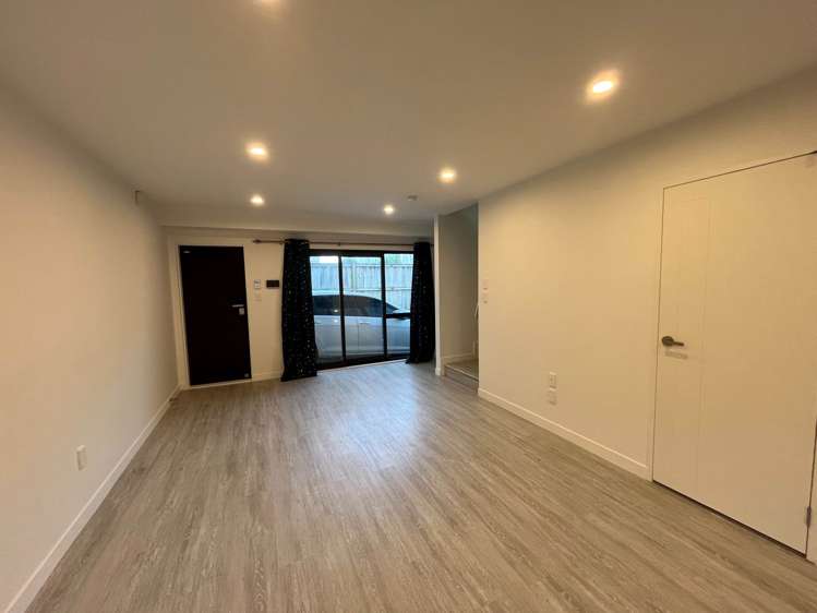 23F Camp Road Mt Wellington_2