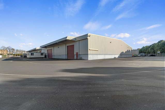 Rare Large-Scale Warehouse & Yard Opportunity
