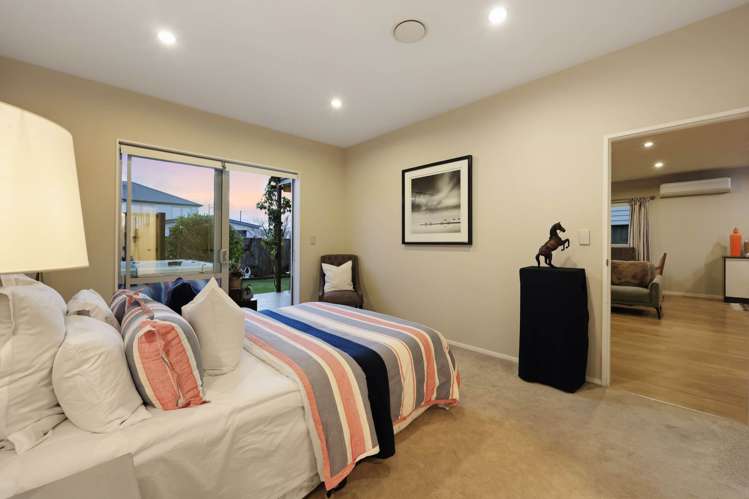 31 Rosewell Crescent Flat Bush_12