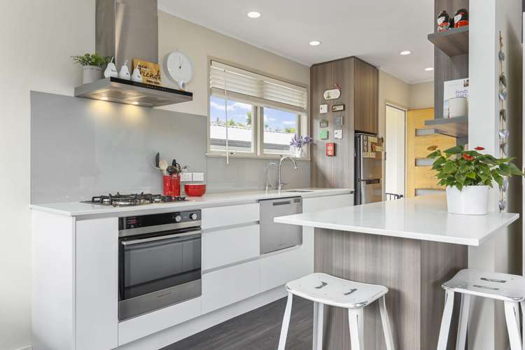 15 Scotstoun Place Glen Eden_10