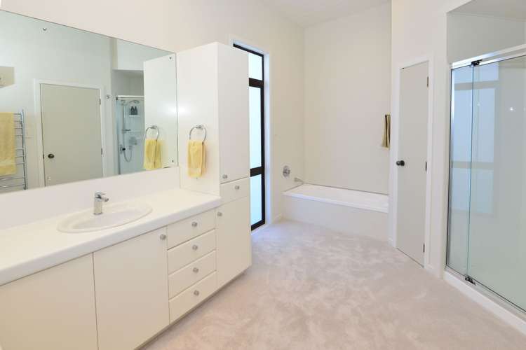 138 Pacific Parade Army Bay_8