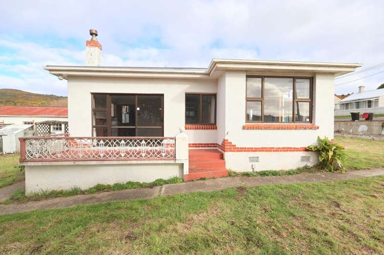 68 Liffey Street Bluff_21