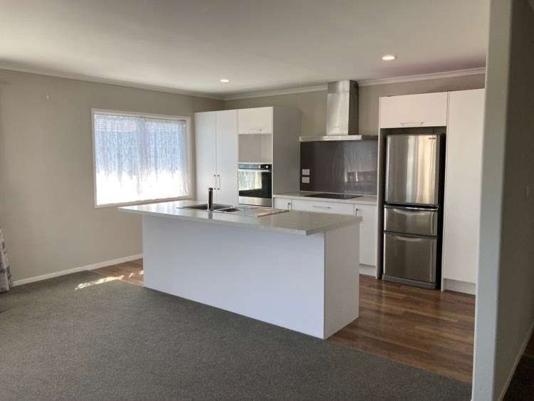 14A Basley Road Owhata_1