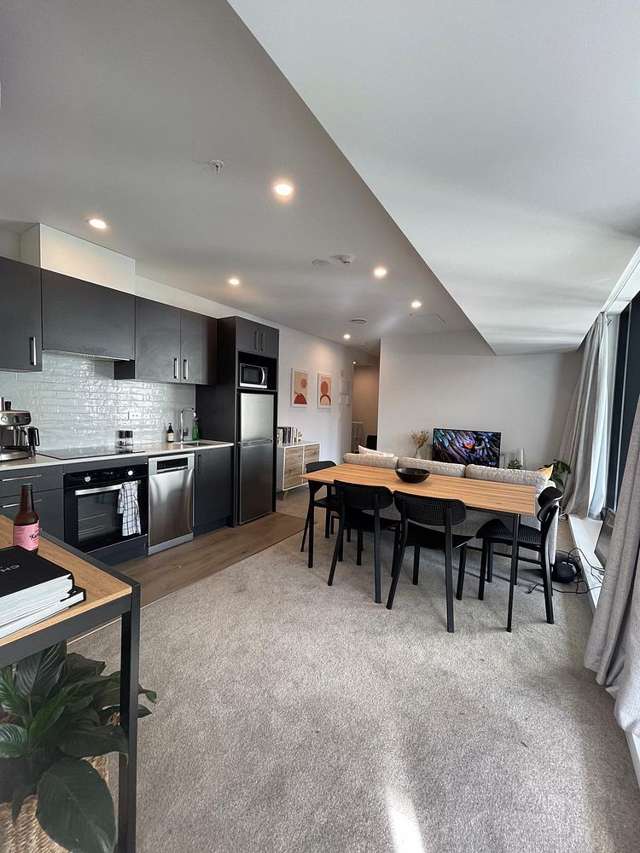 "Ready to move in - fully furnished unit"