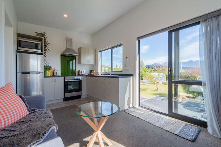 75 Burnby Drive Te Anau_14