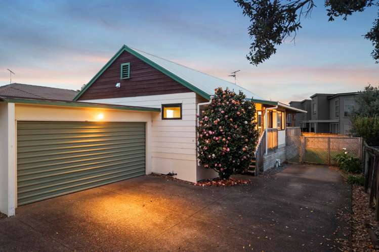 73 Red Beach Road Red Beach_23