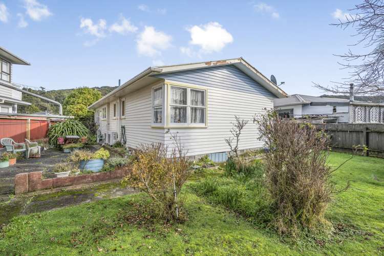 18 Karamu Crescent Wainuiomata_15