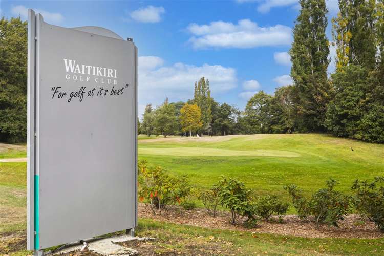 41 Reka Street Parklands_19