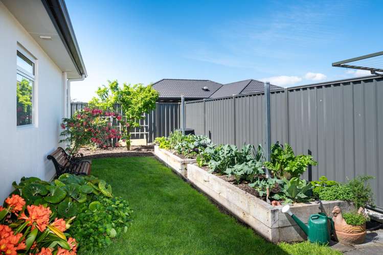 8 Rotoiti Way Poraiti_15