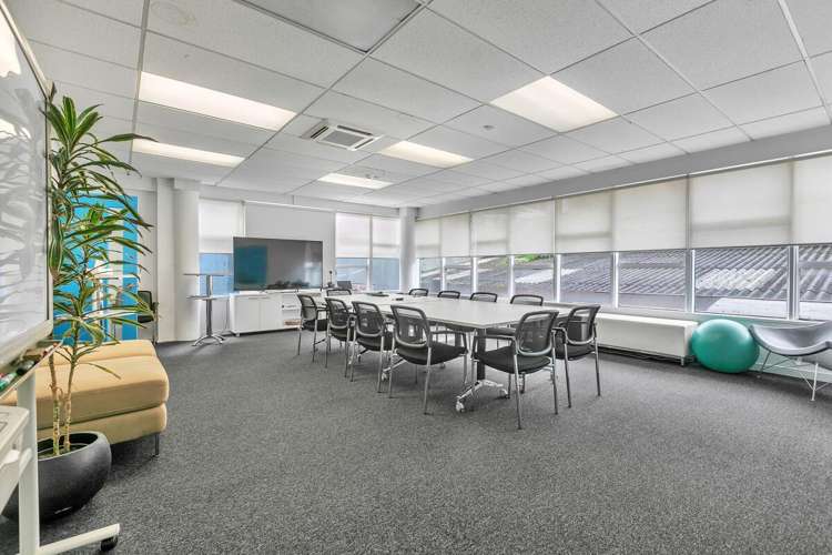 8-10 Dundonald Street Eden Terrace_2