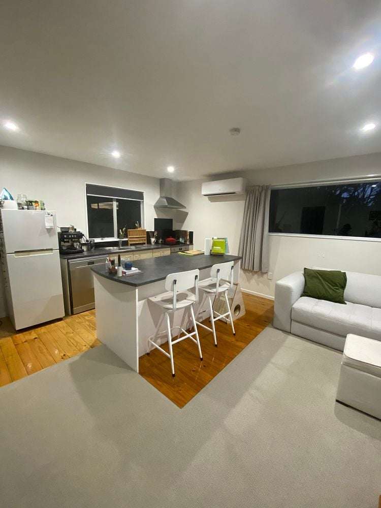 26A Kiriwai Road Paremata_1