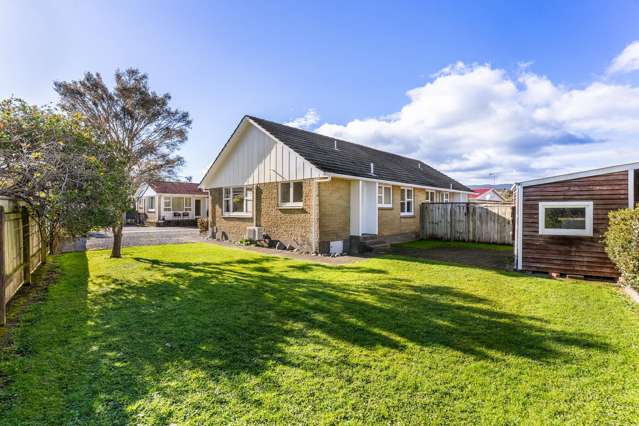 20 Parera Grove Heretaunga_1