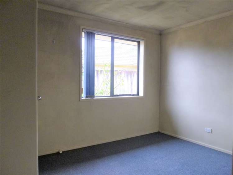 10 Nobleman Place Hamilton East_6